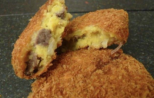 일본의 명물 고로케인 '고베 고로케 극미'의 모습. 사진=프레지던트온라인 캡처