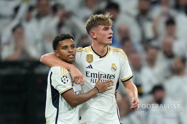 호드리구(왼쪽)와 니코 파스(이상 레알마드리드). 게티이미지코리아
