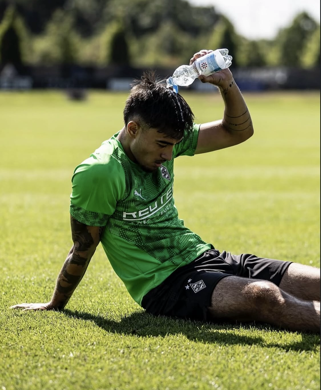 사진=카스트로프 SNS