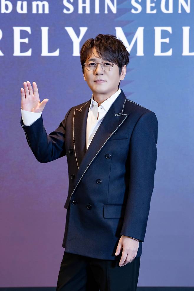 가수 신승훈 /사진=도로시컴퍼니 제공