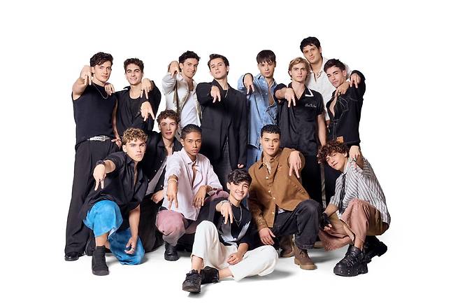 Participants of Santos Bravos (Hybe Latin America)