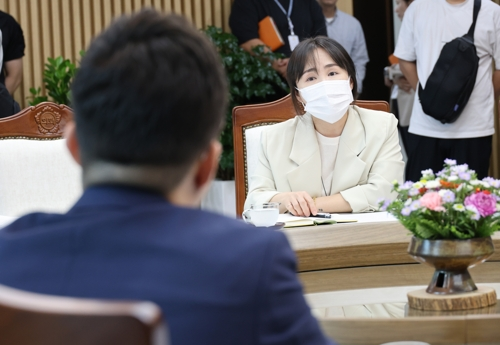 오송참사 추모조형물 예산 복원 간담회 [사진 출처 = 연합뉴스]