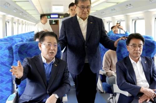 목포보성선 시승 행사 [전남도 제공.재판매 및 DB금지]