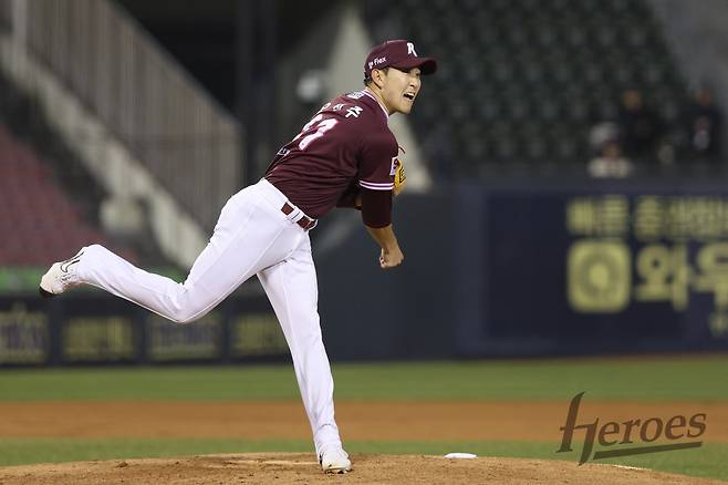 키움 오석주는 후반기 17경기에 등판해 19.2이닝 동안 무실점을 기록하고 있다. 그는 150㎞ 강속구 투수들이 즐비한 리그에서 139㎞ 직구로도 결과물을 내고 있다. 사진제공|키움 히어로즈