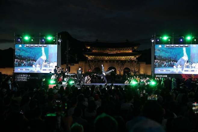 서울시-서울시체육회가 주최·주관한 '2025 서울 익스트림스포츠페스티벌'은 지난 13일부터 이틀 동안 서울 광화문 광장에서 열렸다.&nbsp; ⓒ서울시체육회