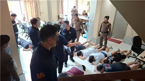 경찰의 룽거컴퍼니 조직원 검거 현장 [서울경찰청 금융범죄수사대 제공. 재판매 및 DB 금지]