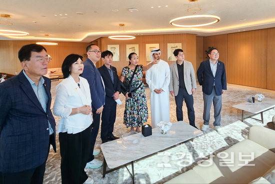 ▲ 지난 17일부터 23일까지 아랍에미리트로 공무국외출장에 나선 울산시의회 산업건설위원회 모습. 시의회 제공