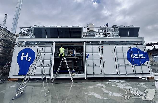 에스토니아 스타게이트 하이드로젠의 알칼라인 수전해 장비 모습 ⓒ 뉴스1 황덕현 기자