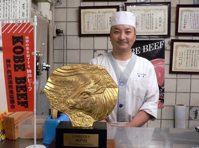 일본 효고현 다카사고시에 있는 정육점 '아사히야'./CNN 캡처