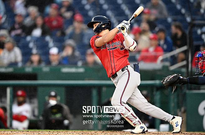 ▲ 김하성은 올해 애틀랜타 유격수 중 첫 홈런을 터뜨렸을 뿐만 아니라, 처음으로 9경기 연속 안타를 기록한 선수로 기록됐다