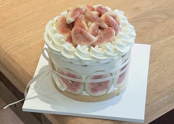 해당 가게에서 판매 중인 무화과케이크. 사진 SNS 캡처