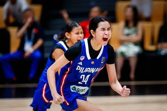 ▲자신의 생일날 결승 버저비터 득점에 성공한 필리핀 레이예스