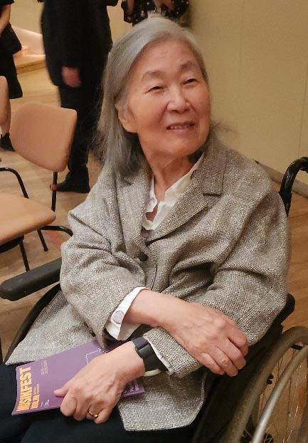 무직페스트 베를린 폐막 공연에서 만난 박영희 작곡가.