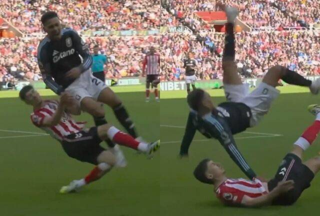 트라이 흄이 모건 로저스에게 거친 태클을 했다./선덜랜드 SNS