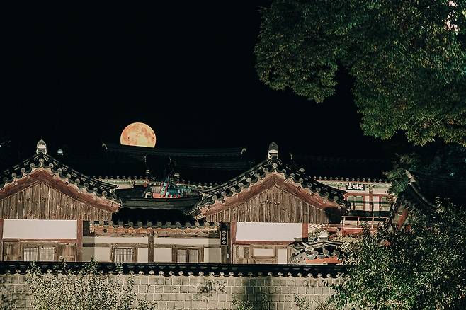 도산서원 야간풍경[안동시 제공]