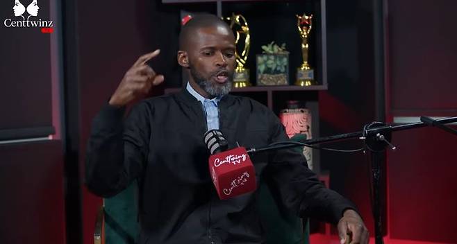 [서울=뉴시스] 남아프리카공화국의 한 목사가 이달 23일 혹은 24일에 세상이 종말할 것이라고 예언한 영상이 온라인상에서 화제를 모으고 있다.  (사진=유튜브 채널 'CENTTWINZ TV' 갈무리) 2025.09.22 *재판매 및 DB 금지