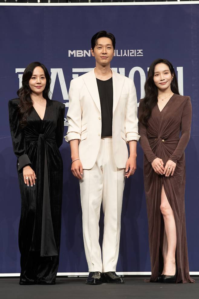 (왼쪽부터) 유진, 지현우, 이민영 /사진제공=MBN