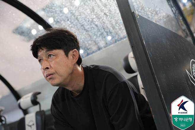 최근 안산 그리너스 감독직에서 물러난 이관우 감독. /사진=한국프로축구연맹 제공