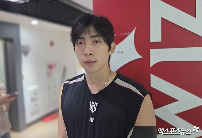 KT 위즈 좌완 오원석이 23일 수원 KT위즈파크에서 열린 2025 신한 SOL Bank KBO리그 키움 히어로즈와의 팀 간 16차전에 선발등판, 시즌 11승을 따냈다. 사진 엑스포츠뉴스