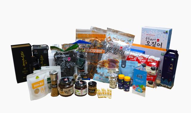 울진몰에서 판매하고 있는 농수특산물. 울진군 제공