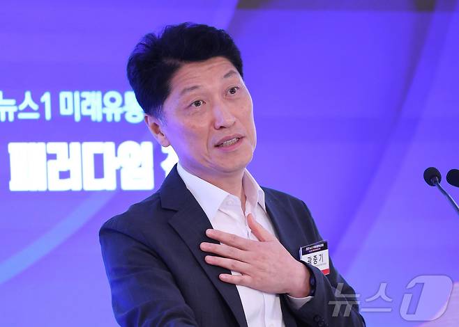 곽중기 롯데중앙연구소 Fundamental Technology부문장(상무)이 25일 서울 소공동 롯데호텔에서 'AX 시대, 유통의 패러다임 전환'을 주제로 열린 '2025 뉴스1 미래유통혁신포럼(RFIF)'에서 강연을 하고 있다. 2025.9.25/뉴스1 ⓒ News1 박지혜 기자