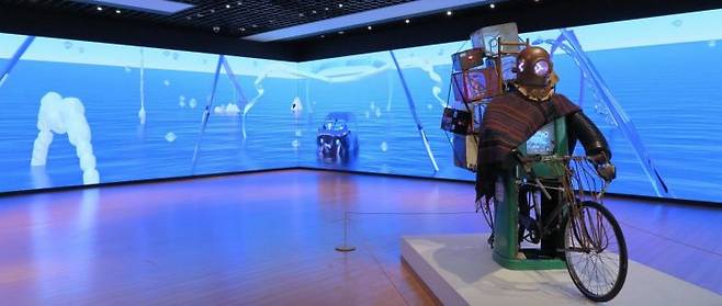 뉴욕한국문화원에서 11월까지 열리는 백남준 특별전 1층 전경. 현대차 정몽구 재단 제공