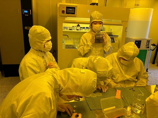 클린룸 인력양성 수업.