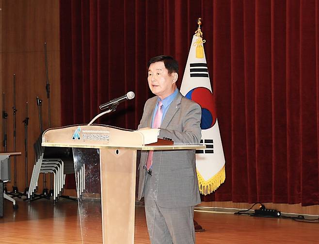 10일 본사 대강당에서 열린 한국광해광업공단 창립 4주년 기념식에서 황영식 사장이 인사말을 하고 있다. 한국광해광업공단 제공