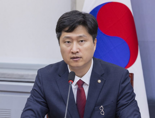 국민의힘 우재준 최고위원이 지난달 27일 국회에서 열린 최고위원회의에서 발언하고 있다. 연합뉴스