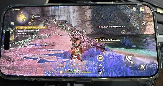 몬스터 헌터: 아웃랜더스 플레이 화면 [촬영 김주환]