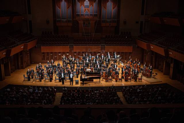 25일 오후 7시(현지시간) 오사카 더 심포니홀에서 대구시향과 일본 피아니스트 카네코 미유지가