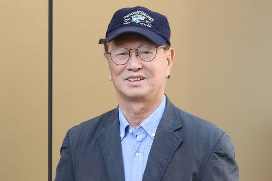 개그맨 전유성이 25일 폐기흉 악화로 별세했다. 〈사진=연합뉴스〉