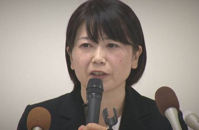 군마현 마에바시시 오가와 아키라 시장이 지난 24일 밤 긴급 기자회견을 열었다./아사히TV 캡처