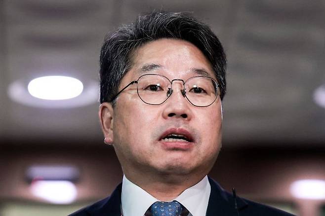 노만석 검찰총장 직무대행이 26일 서울 서초구 대검찰청에서 정부조직법 개정안 표결에 따른 입장 발표를 하고 있다. ⓒ뉴시스