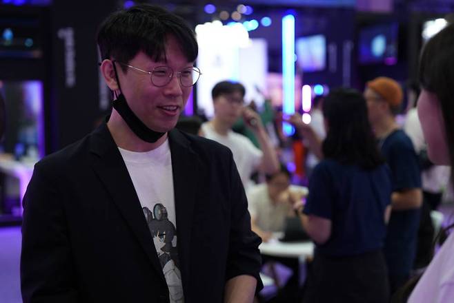 TGS 2025에서 퍼블리셔와 미팅 중인 김태준 대표