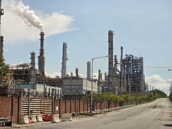 지난 8월 서산시 대산산단 HD현대케미탈 석화 공장 전경. 대산산단은 일반산단으로 산단공의 안전관리 대상이 아니다. 나상현 기자