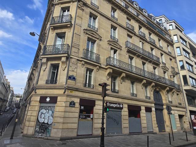 ▲ 프랑스 파리에 위치한 옛 대한민국 임시정부 파리위원부 청사.  김진형 기자