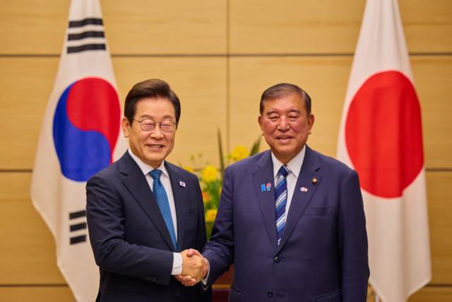 ▲ 지난달 24일 일본서 만난 이재명 대통령(왼쪽)과 이시바 시게루 일본 총리 [연합뉴스 자료사진]