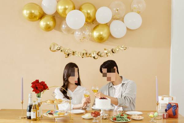 모태솔로였던 남성과 연애를 시작한 여성이 '여사친 문제'로 조언을 구했다. 사진은 기사의 이해를 돕기 위함. /사진=클립아트코리아