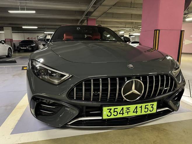 메르세데스-벤츠의 'AMG SL 43' 전면. 정원일 기자