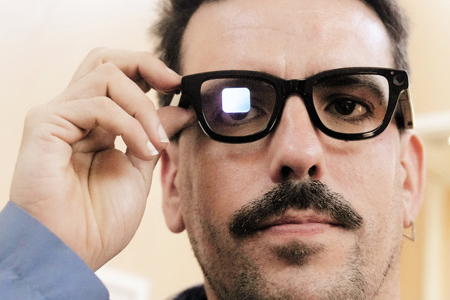 구글의 AI 글래스 시제품 모습. 자료=연합뉴스