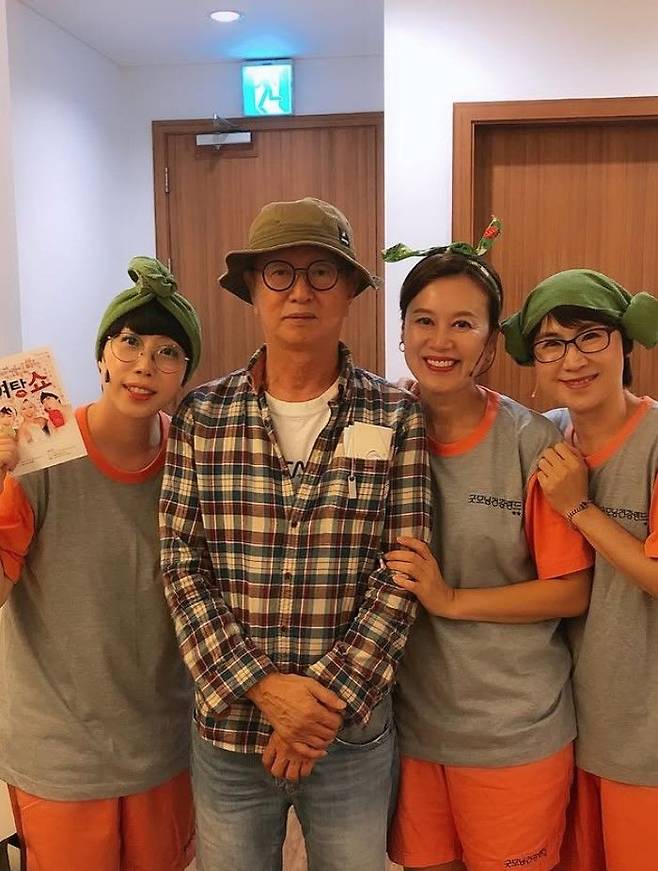 [서울=뉴시스] 개그우먼 권진영이 고(故) 전유성을 추모했다. (사진=권진영 인스타그램 캡처) 2025.09.27. photo@newsis.com *재판매 및 DB 금지