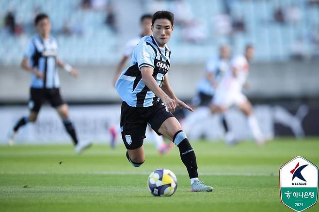 [서울=뉴시스] 프로축구 K리그2 천안시티FC의 이상준. (사진=한국프로축구연맹 제공)