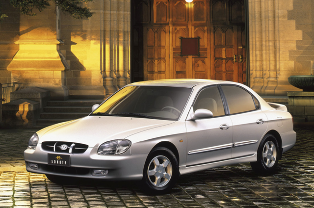 현대자동차 4세대(EF) 쏘나타. HMG저널