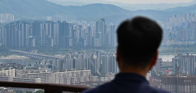 서울 남산에서 바라본 용산 및 강남 아파트의 모습. [헤럴드DB]