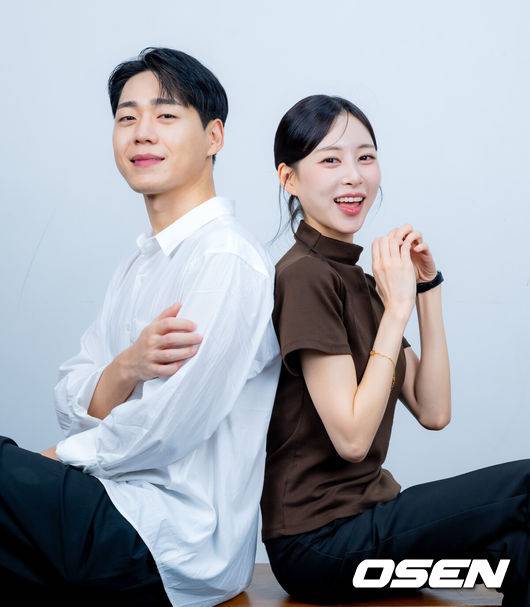 [OSEN=지형준 기자] KBS 박소현 아나운서, 고수진 LCK 해설 자. 2025.09.24 / jpnews@osen.co.kr