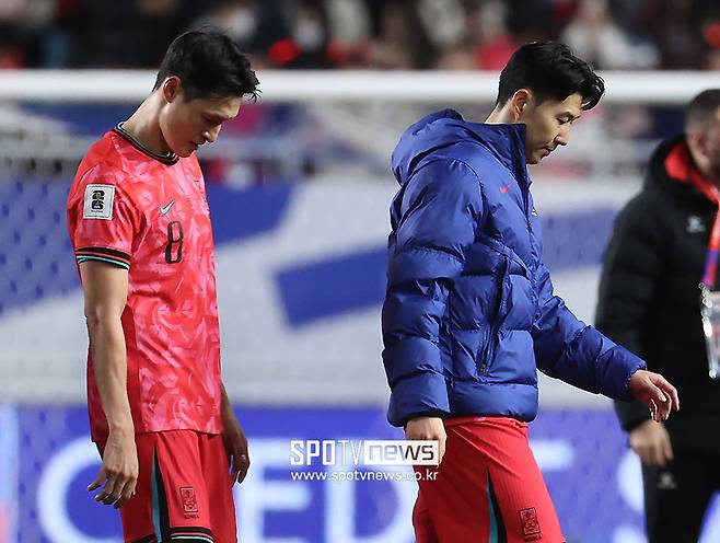 ▲ 박용우는 32세라는 나이에 여전히 대표팀 핵심으로 활약하며 존재감을 유지했지만, 장기 재활이 불가피하다면 복귀 이후 경기 감각을 되찾기까지 오랜 시간이 걸린다. 십자인대 부상이라면 험난한 과정이 예상되고, 월드컵 출전도 힘들어질 수 있다.&nbsp; ⓒ곽혜미 기자