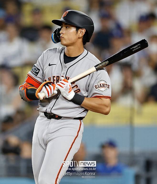 ▲ 27일 황당한 실수를 저지른 이정후는 28일 경기에서 3타수 무안타 2삼진에 머물렀다