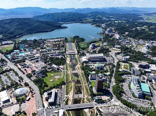 경주 보문단지 (경주=연합뉴스) 백승렬 기자 = 경주 보문단지와 보문호. 2025.7.30 srbaek@yna.co.kr