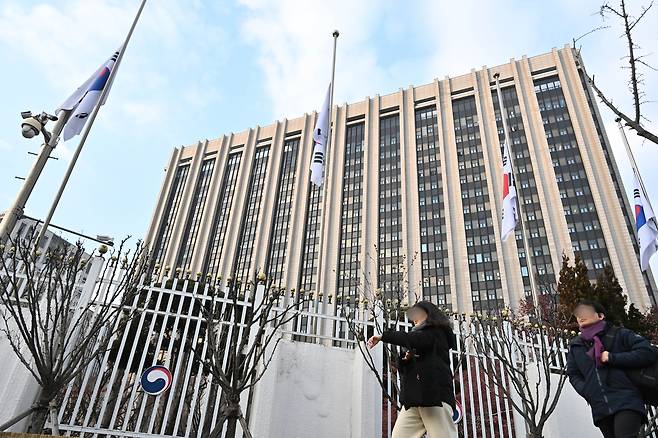 The government complex in Jongno-gu, central Seoul. (Im Se-jun/The Korea Herald)